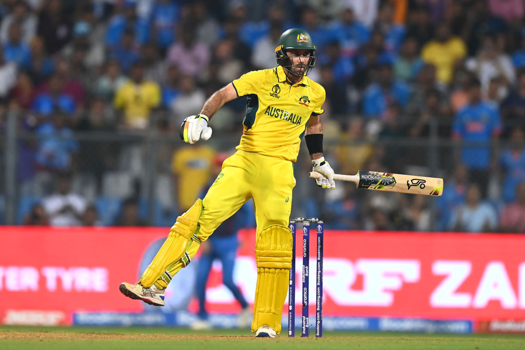 imArshit's tweet image. 91/7 ➡️ 293/7 🤯

A year ago today, Glenn Maxwell braved the heat, cramps &amp;amp; pain in Mumbai to hammer 201* (128) - 21x4, 10x6 
and pull off the most outrageous World Cup chase ever.

#AUSvAFG #CricketHistory #MaxwellMagic