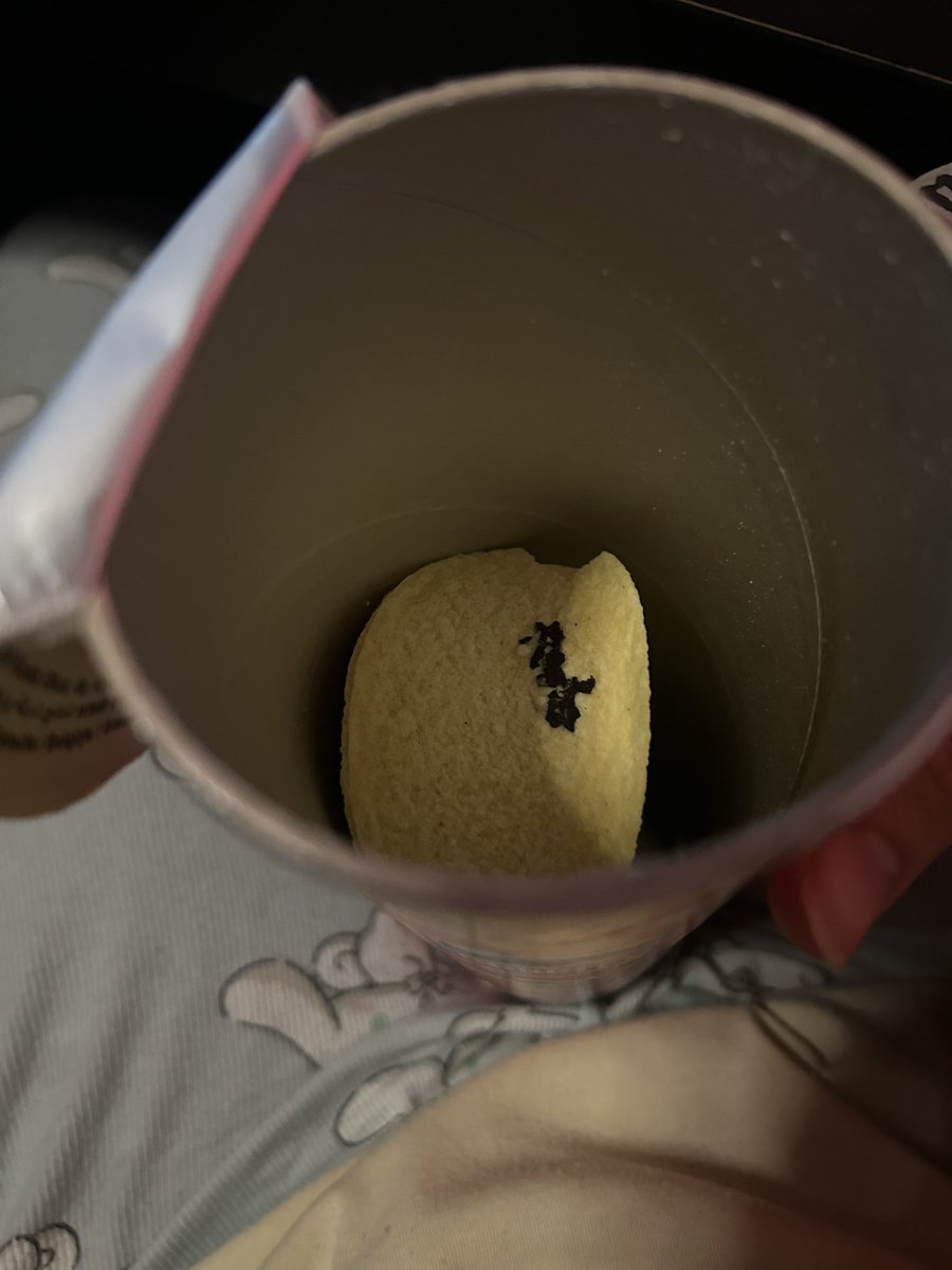 m i k x 🪐 tweet media