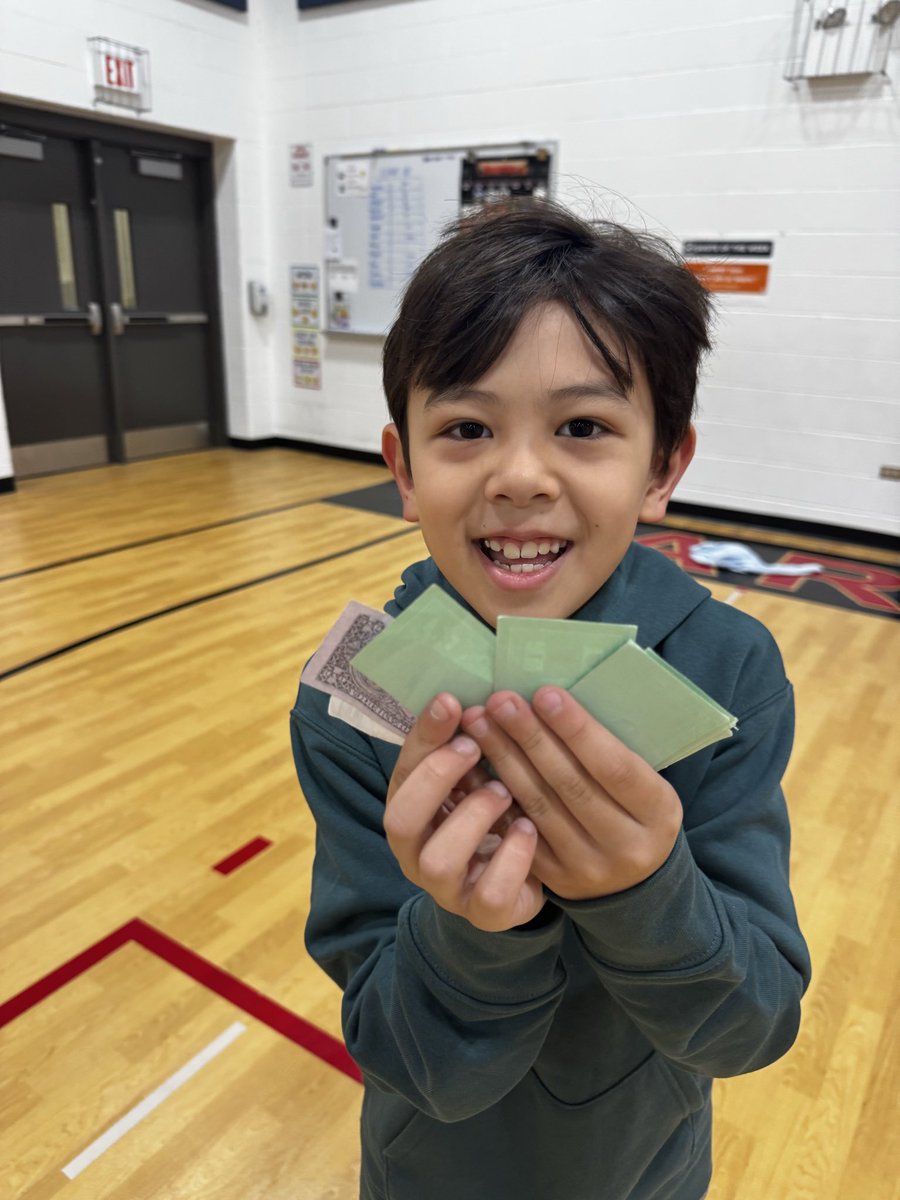 Lines PE tweet media