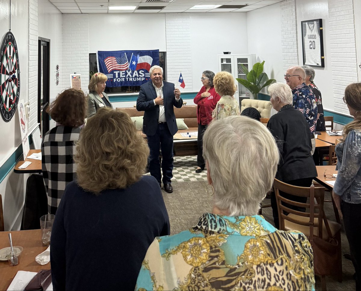 TomButlerTX's tweet image. Just got home from an amazing meeting with the @BayRepWomen! I want to thank them for the privilege of leading the Texas Pledge and for the opportunity to speak. Congratulations as well on earning the Diamond Award — a well-deserved recognition of all your hard work. Keep it up!