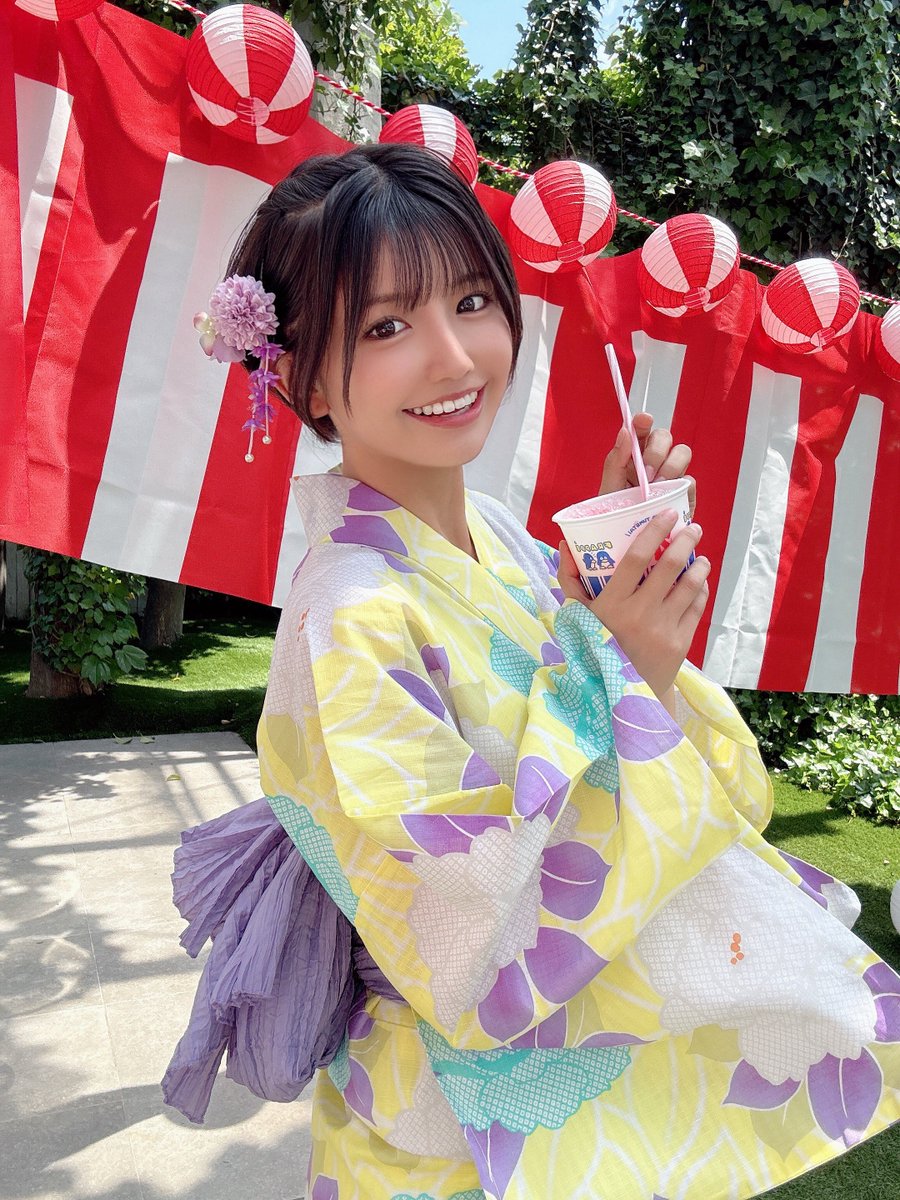 【現在発売中】

#月刊少年チャンピオン
 
冊子版付録DVDに夏祭りPPE集合グラビアが収録されています🌻🌻🌻

えなこりんが目印だよっ🤩💖
https://t.co/4ZHouk2eTq https://t.co/HDDn0e9ZBC