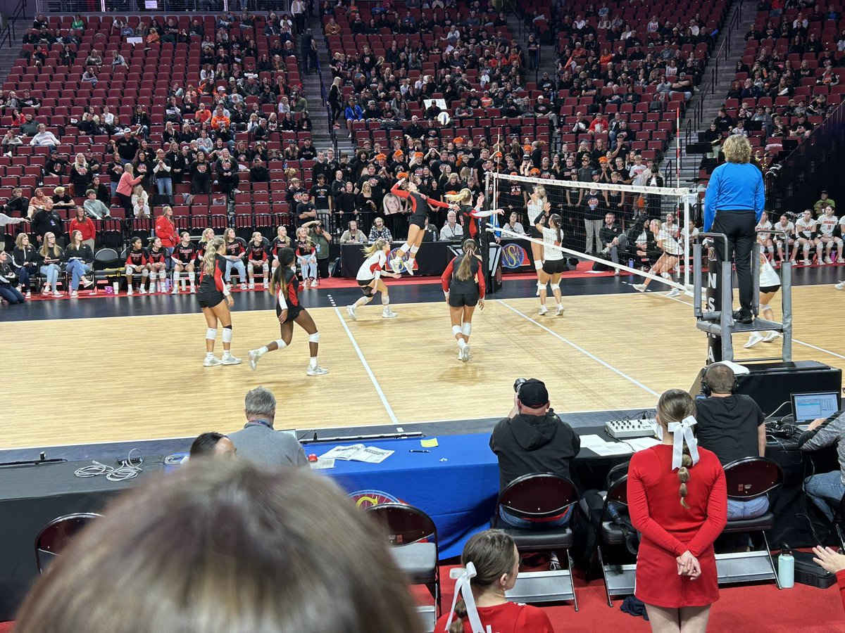 Lady Knights Volleyball tweet media