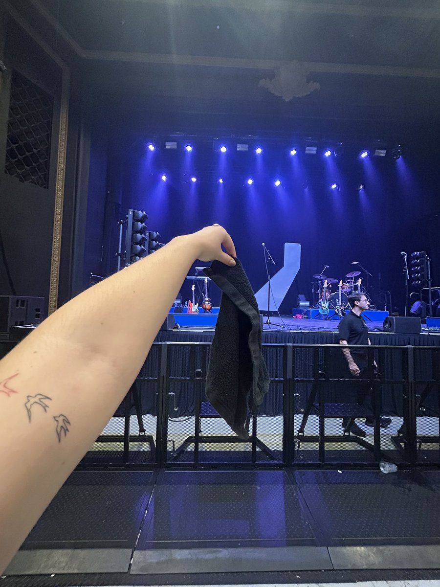 Didn’t get a setlist but I DID get a sweat rag <a href="/BaluBrigada/">BaluBrigada</a>