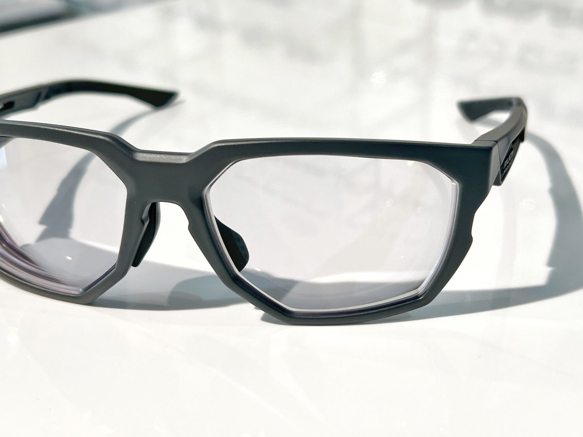 eaudevie_osaka's tweet image. 2way✌️
1本で #メガネ にも #サングラス にもなる！
#RudyProject🇮🇹の期待の新型&quot;NO CORD&quot;が絶好調♪
色々なシーンで活躍する事間違いなし！
ご相談頂きありがとうございました😊🙏
frame : ピヨンボマットフレーム
sulens : マルチレーザーレッド
lens : GRAY15% CHP (耐擦傷.耐熱.帯電防止コート)