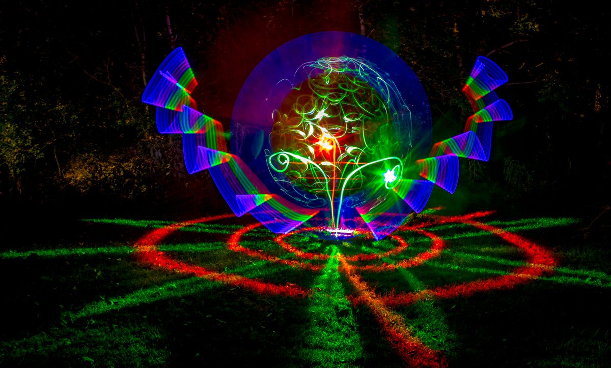 The Happy Rising Guy tweet media