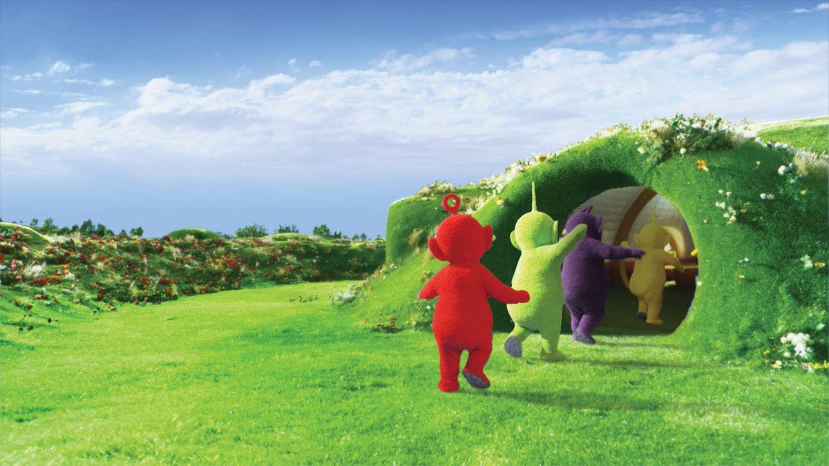 teletubbies_jp's tweet image. ／
エッオー📢
今日は #いい家の日 🏠✨
＼

おそとはさむいけど
おうちはぽかぽか🍵🍵🍵🍵 😌🔆

いそいでお家へ帰ろ～～！🌈✨
ヌーヌーも待ってるよ💙

#テレタビーズ