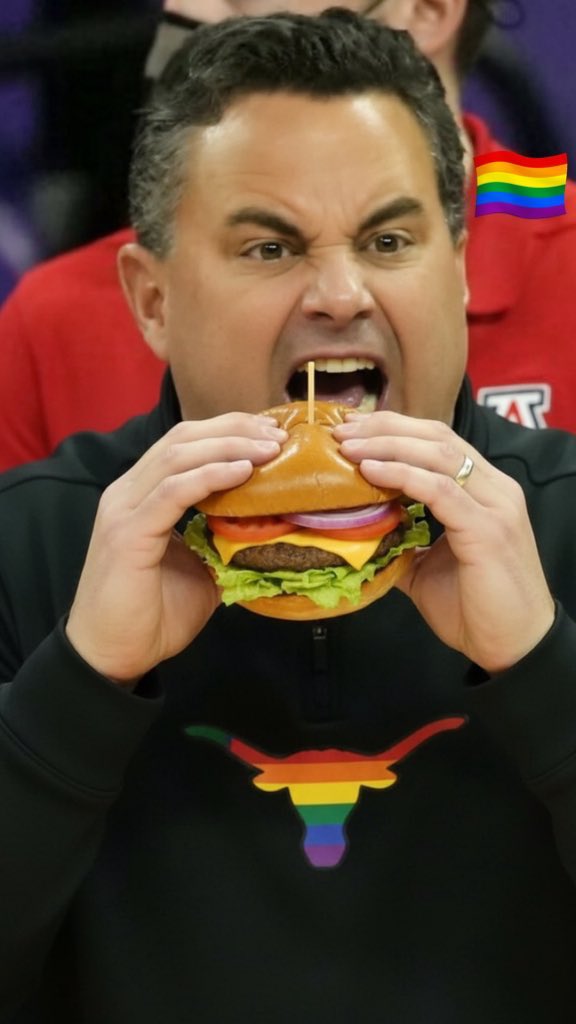WienerOnCleneay's tweet photo. @BigOnBasketball 2-0, a stud Italian, tomorrow is Friday #sickasf
0-1, fat fuck for your coach, swain has prolly hit up everything that breathes and has a hole on your campus #shrink https://t.co/eqpn2BhbaT