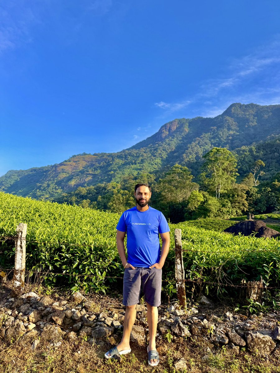 AlokikUpadhyay's tweet image. Morning bliss in Munnar 🍃☀️ — walking through the lush tea gardens, breathing mountain air, and savoring the perfect cup of tea. 🍵✨
#MunnarDiaries #TeaGardenWalk #MorningVibes #NatureLover #TravelGoals #HillStationMagic #Wanderlust #SereneViews #TeaTime #IncredibleIndia
