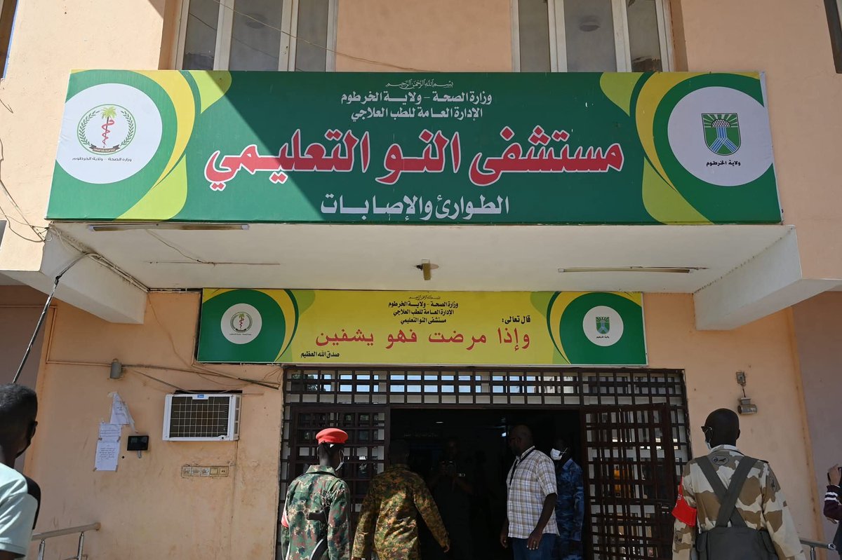 #السودان | فاز الطبيب السوداني د. جمال الطيب، مدير مستشفى النو، بجائزة "أورورا الإنسانية لعام 2025" <a href="/AuroraPrize_/">Aurora Humanitarian Initiative</a>، التي تبلغ قيمتها مليون دولار، متفوقًا على أكثر من 900 مرشح من مختلف دول العالم.
ويعتزم الدكتور جمال توظيف الجائزة في توسيع نطاق عمله الإنساني الذي تجاوز حدود