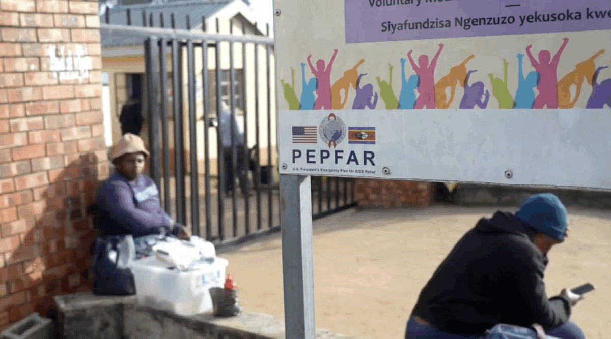 Helen Clark tweet media