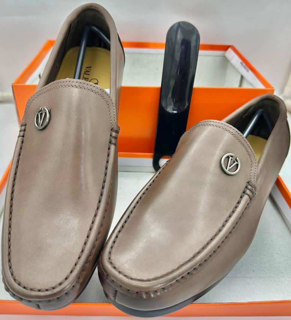 lachoseci's tweet image. Mocassin disponible 

P39/46 (stock limité)

📍: Yaoundé, livraisons et expéditions partout…
📞698114853