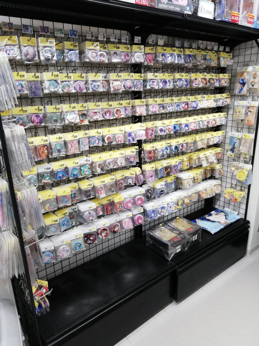 コーナー紹介】 『プロジェクトセカイ』コーナーにて缶バッジや
