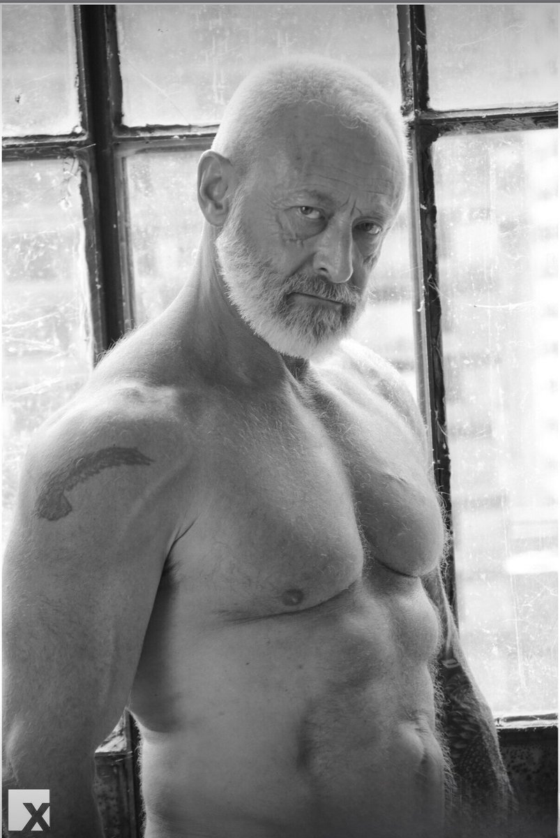 Buongiorno amici. 
Momenti magici. Scatti super belli grazie a <a href="/uomonudofficial/">Uomonudo</a> bei ricordi 

Good morning friends.
Magical moments. Super nice shots thanks to <a href="/uomonudofficial/">Uomonudo</a> good memories

onlyfans.com/silvermuscleda…

onlyfans.com/x-posed