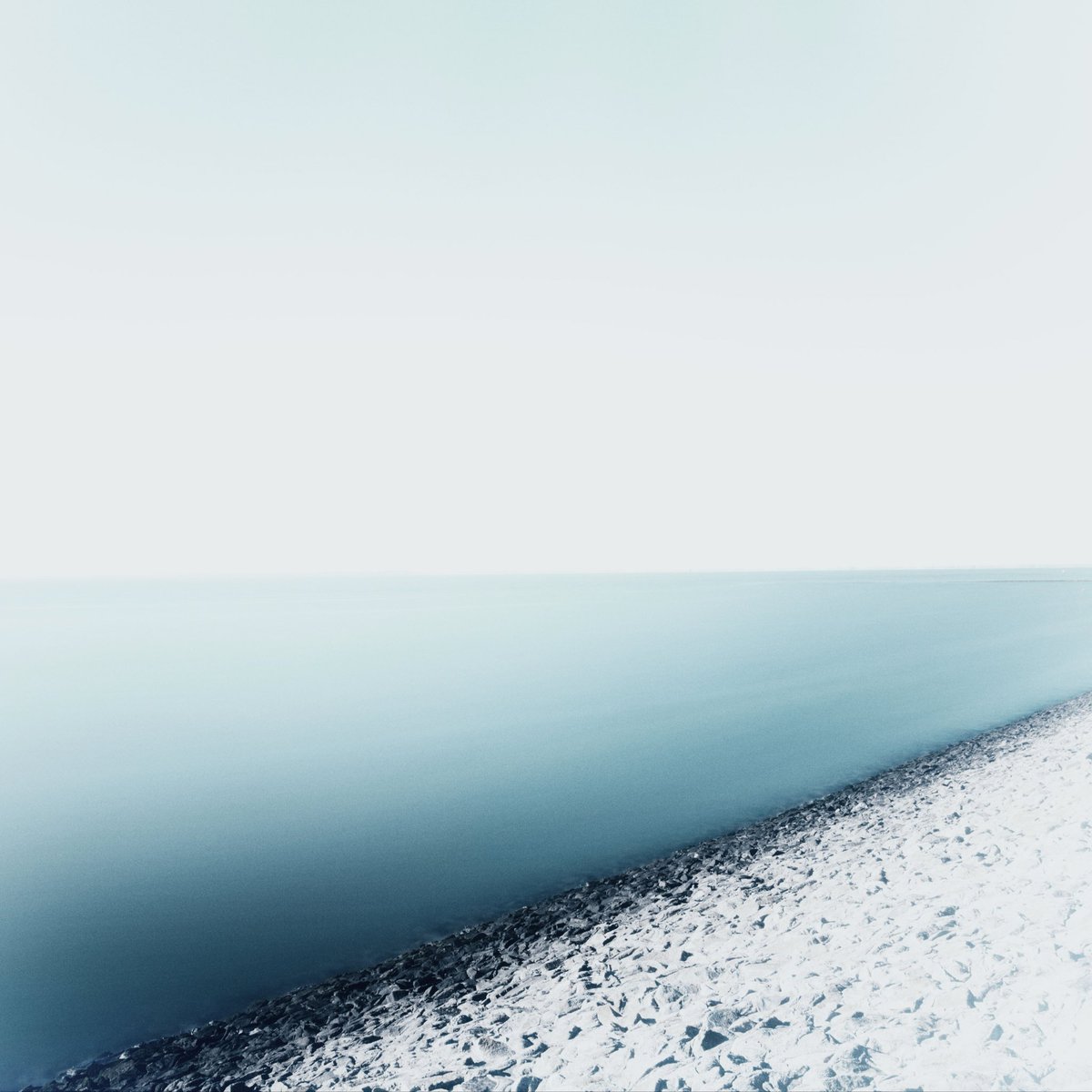 st_ulbrich's tweet photo. still blue https://t.co/Zhi0kC1366