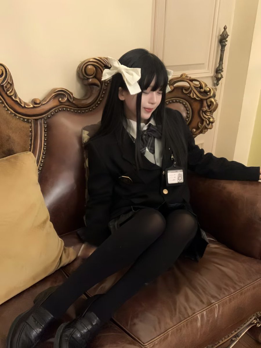 Hequankele tweet media