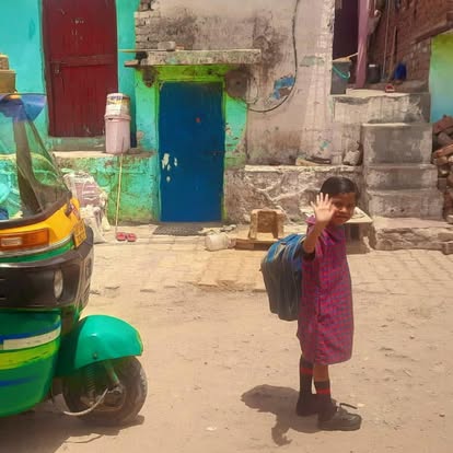 SarthakNGO's tweet photo. One of the core purposes of the #YellowRooms is to bring every community #girl back to #education. No girl should miss school to care for siblings, manage household chores, or marry early.

#NoDropouts #UrbanSlums
 
#UttarPradesh @UNICEFIndia @UPGovt https://t.co/NArfraaDAy