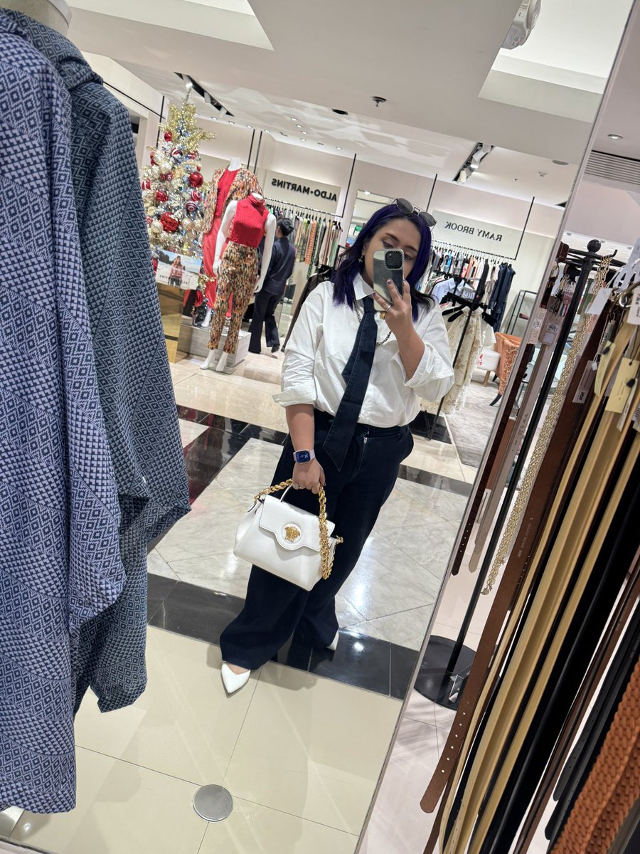 I think I cooked with this fit~ the denim tie is mmff