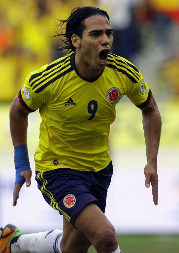 TiroLibre_Col's tweet image. “Ni punto de comparación, Falca es el mejor jugador que sacó colombia, el que opine lo contrario no sabe de esto&quot;

“Me dolió mucho como lo trataron, solo por llevar un color distinto en su pecho, pero nadie es profeta en su propia tierra&quot;

- Dayro Moreno, @Sporcenter