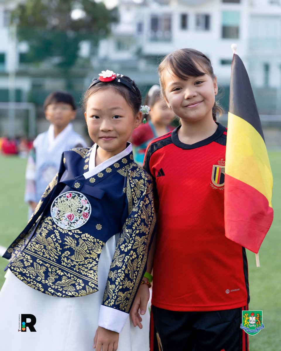 gismalaysia's tweet image. Each student carried a story — shaped by roots, languages, and traditions. Together, we celebrated what makes us unique and what unites us as a global community. 🌍❤️

#GISMalaysia #ParadeOfNations #GISCommunity