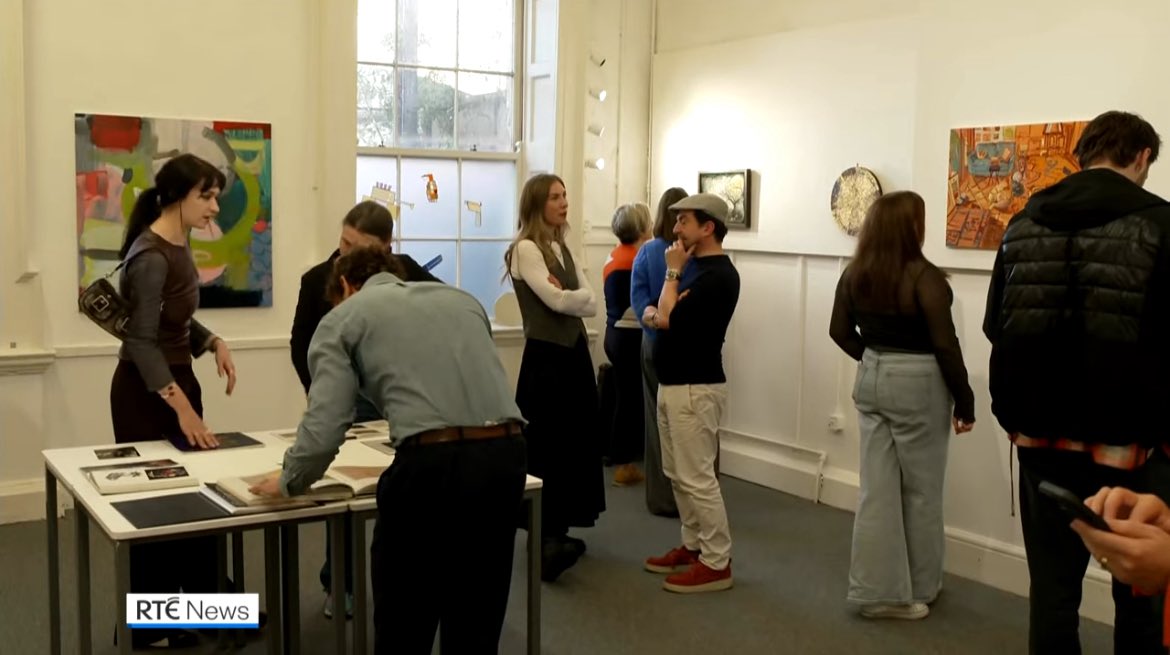 #oliviercornetgallery and some wonderful interviews, 6 o’clock <a href="/rtenews/">RTÉ News</a> last night

youtu.be/JsUNBiG1fTw?si…

#DublinGalleryWeekend