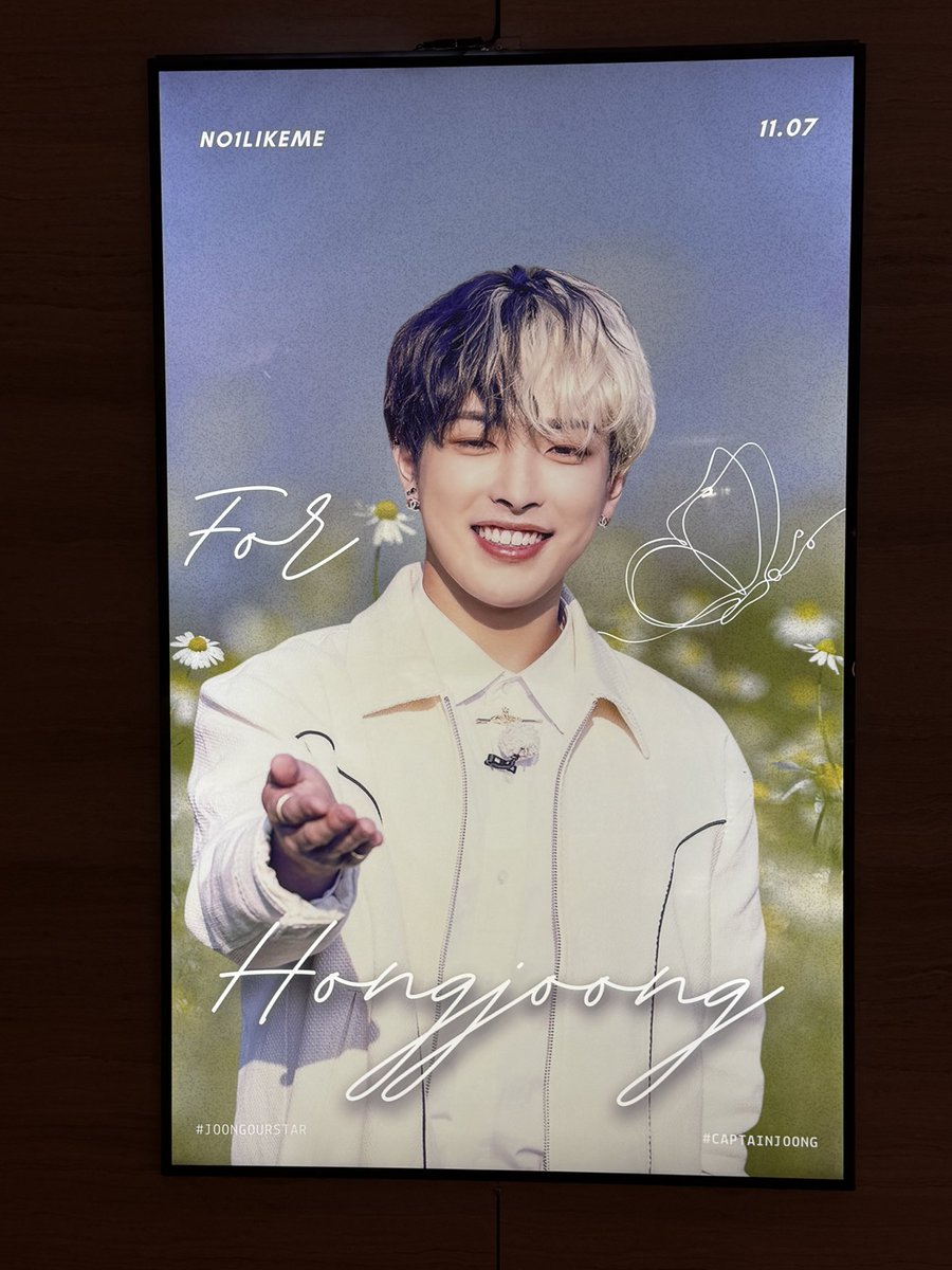 Seol⭐설이1117🖤 tweet media