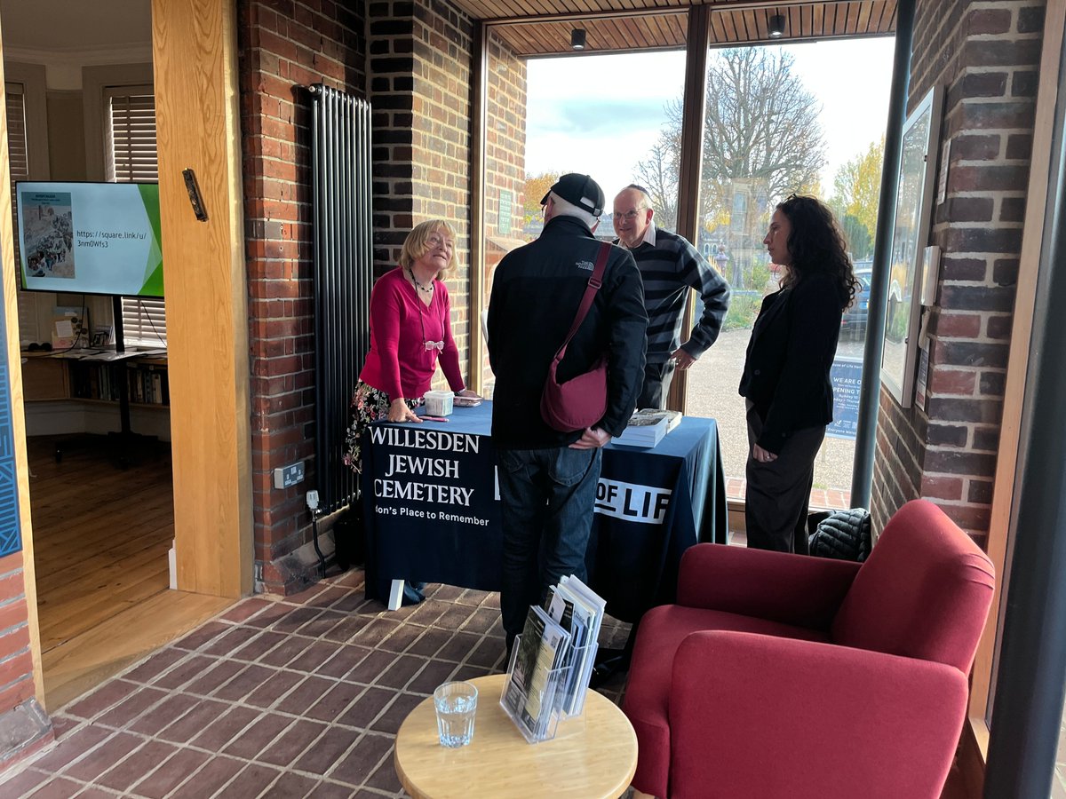 On 2 Nov we welcomed author &amp; social historian Pam Fox, who shared the story of Blooms, the family-run restaurant, a kosher dining icon. Her talk, based on Noshstalgia: The Blooms’ Story 1920–2010, explored food, memory &amp; migration. Thank you, Pam!  pamfoxbooks.square.site