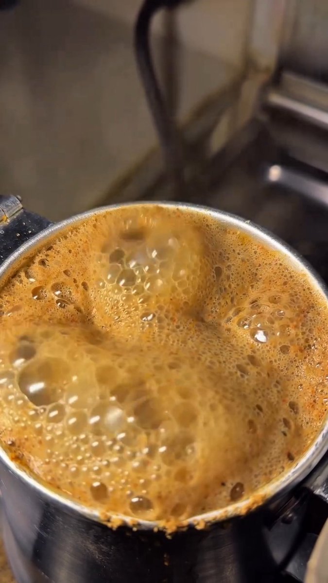 _12uin's tweet image. زينوا يوم الجُمعة ؛ بالصلاة على النبيِ ﷺ 🤎.