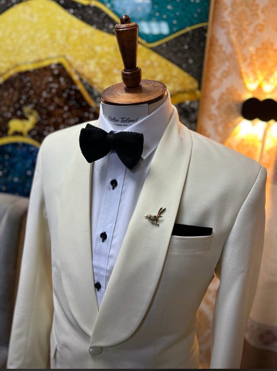 ChrismasMKhan's tweet image. 👔 Tailored. Timeless. Tasteful.
Be the man who turns heads, wear Shy Tailor Suits.

#ShyTailor
#MenWithStyle