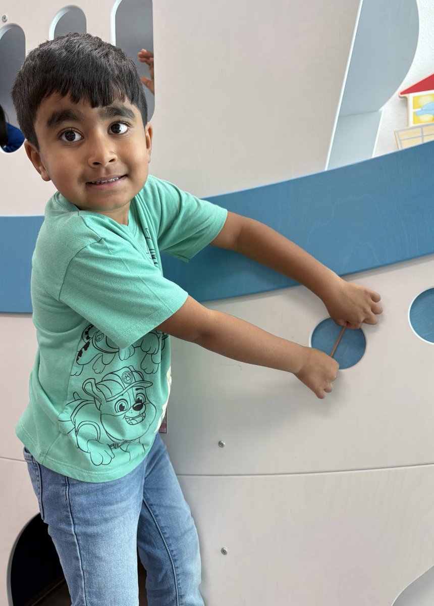 Measuring magic in Pre-K!✨Today our little mathematicians used string to find objects that matched its length or width. Learning about size and measurement—one string at a time!🧶 #calhounconnects <a href="/PISDCalhoun/">Calhoun Early Childhood School</a>