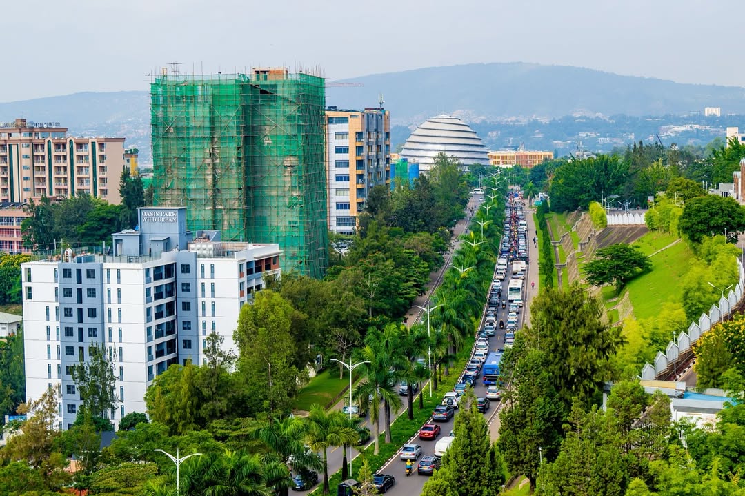 Alain_ppt's tweet photo. Good Morning Rwanda🇷🇼
This is Our Beautiful Kigali-Rwanda❤️🇷🇼
Rwanda is Amazing, cleanest city in Africa❤️🇷🇼 and Peaceful❤️
#RwandIsGreen❤️🇷🇼
#RwandaIsOpem
#RwandaIsBeautiful https://t.co/5EG4oDw4Kq