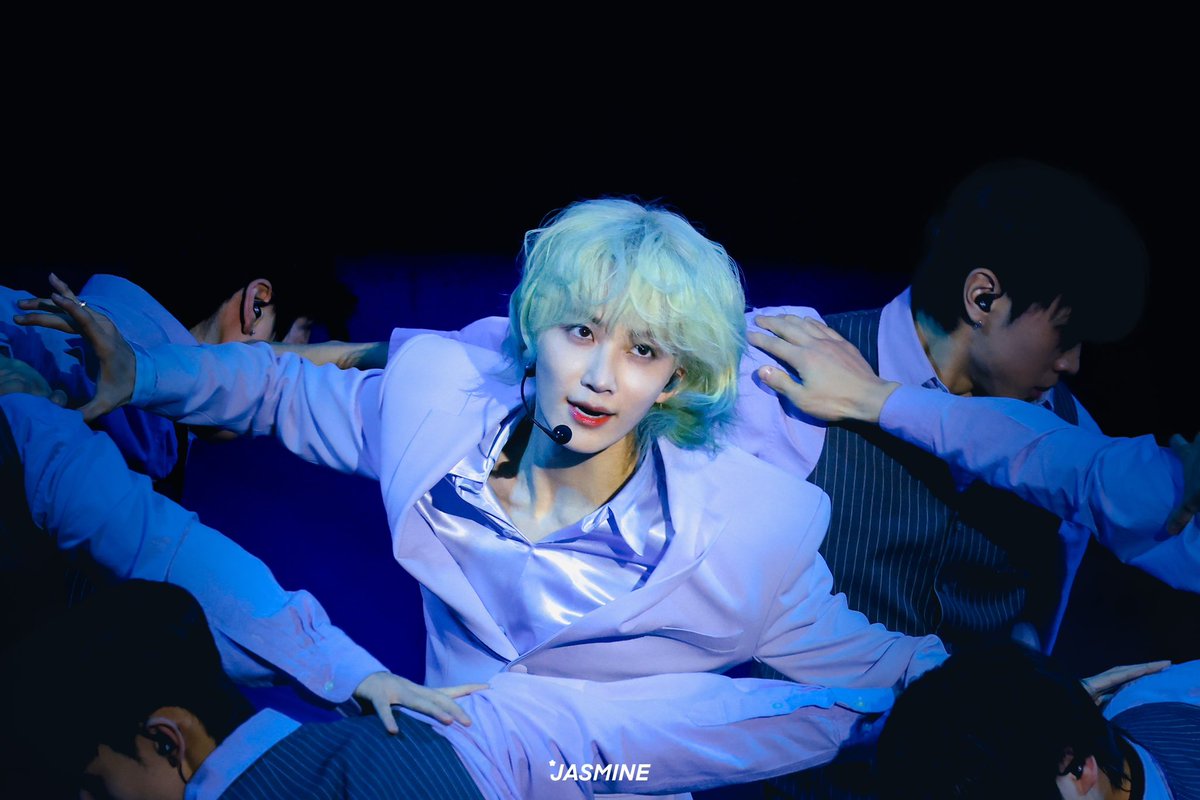 JASMINE__522's tweet photo. 梦幻的净净岛
24年克拉岛的漂亮净净

#정한 #윤정한 #JEONGHAN
#ジョンハン #尹净汉 https://t.co/B2WXitvUa3