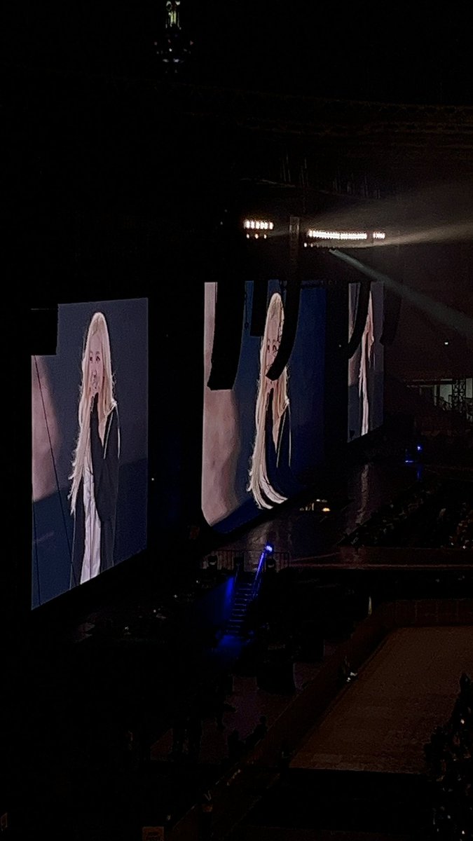 NÚARÂ| tweet media