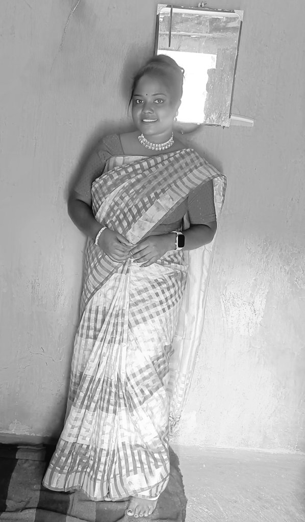 ख़ुद का 'माइनस पॉइंट' जान लेना, 
ज़िन्दगी का सबसे बड़ा

'प्लस पॉइंट' है...

~अज्ञात 

जोहार।