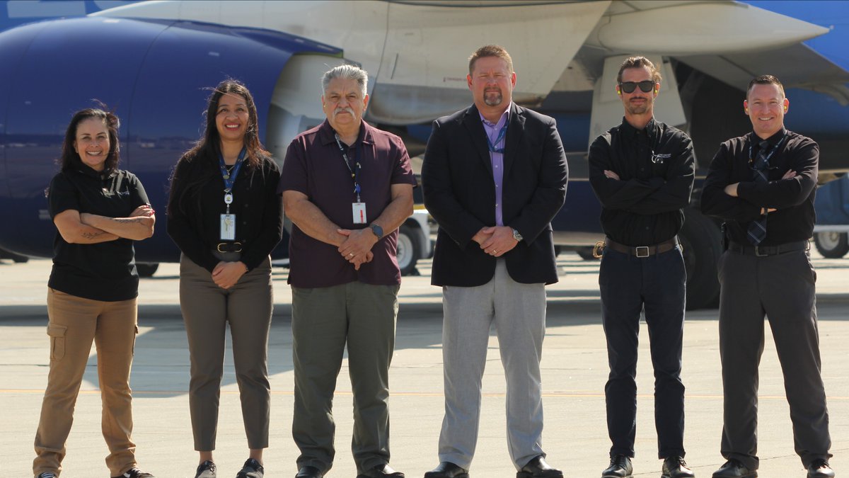 John Wayne Airport tweet media