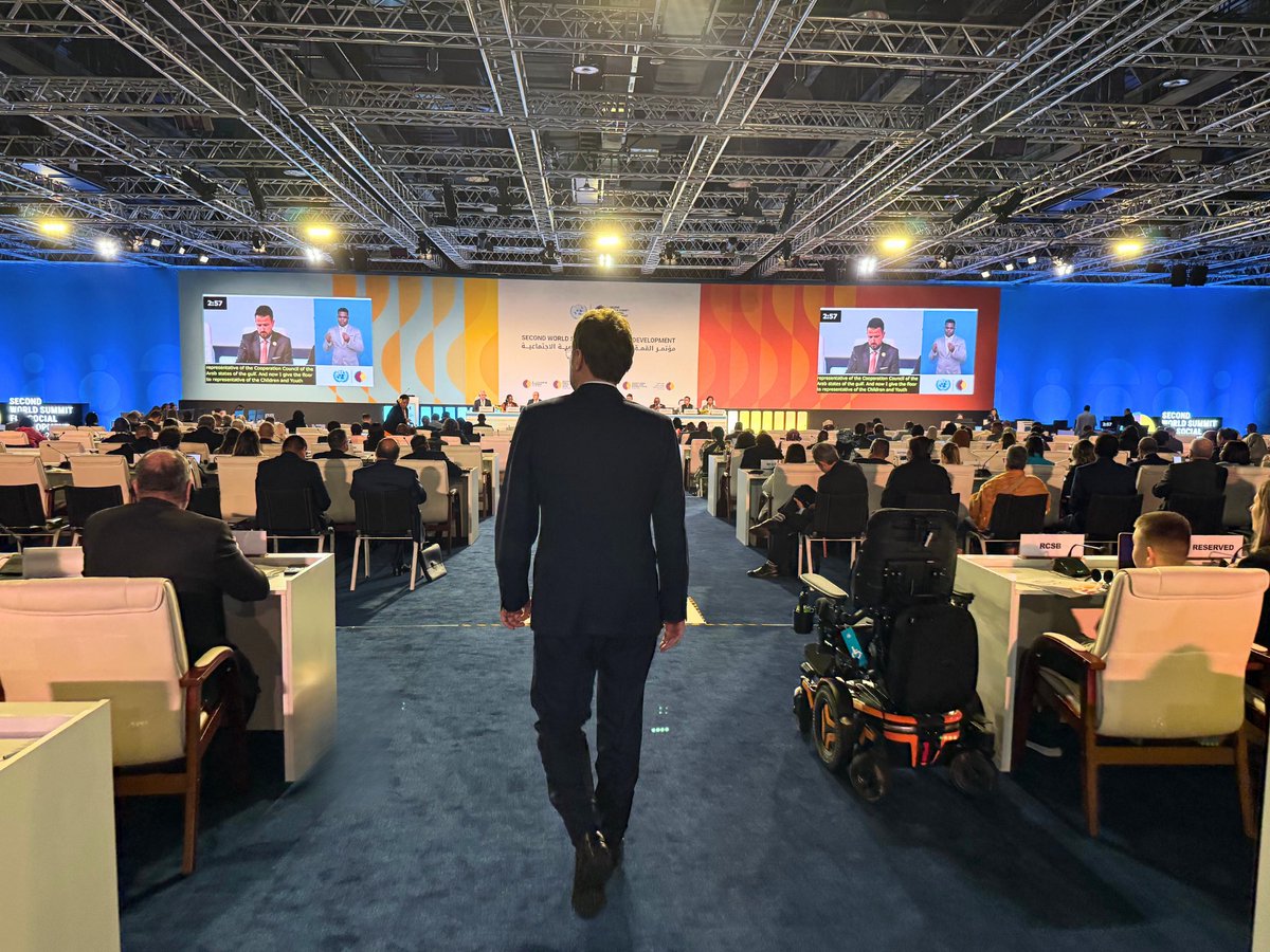 DrYerebakan's tweet photo. 🌍 II. Dünya Sosyal Kalkınma Zirvesi – Doha 2025

Yaşanan demografik değişimler, yaşamları etkileyen zorluklar ve hızlı teknolojik dönüşüm, sosyal ilerleme için küresel taahhüdün yenilenmesini zorunlu kılıyor. Bu anlayışla, Birleşmiş Milletler tarafından Doha’da düzenlenen zirvede yer alarak, geleceğe yön veren bu küresel diyaloğun bir parçası oldum.

Sağlık hizmeti sunumunun demografik dönüşüme nasıl uyum sağlayacağı, yaşlı nüfusun arttığı dünyada sürdürülebilir ve kapsayıcı sağlık modellerinin nasıl inşa edileceği üzerine verimli oturumlar gerçekleştirdik.

Bağımlılık, teknoloji ve kapasite yönetimi başlıklarında yapılan değerlendirmelerde; ölçeklenebilir, sürdürülebilir ve adil sağlık sistemlerinin geleceği üzerine istişarelerde bulunduk.

Küresel sosyal kalkınma hedeflerinin yeniden tanımlandığı bu süreçte, sağlık ve insan odaklı politikalar çerçevesinde yürütülen değerli istişarelerde, bu ortak öğrenme sürecinin bir parçası olmaktan büyük bir memnuniyet duydum.

#UN #Doha2025 #SocialDevelopmentSummit #HealthPolicy #SustainableHealth #GlobalHealth
