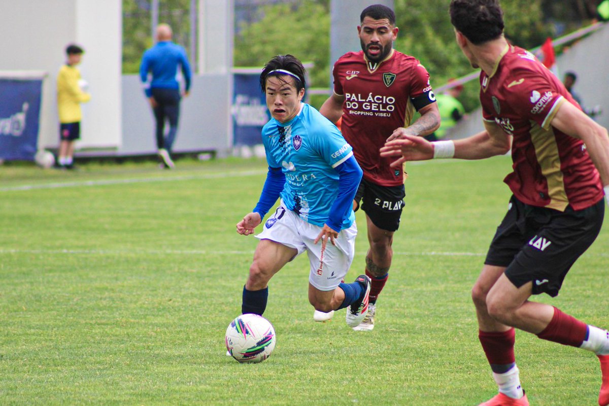 yokohama_fc's tweet photo. #マルチクラブオーナーシップ を活用して #横浜FC からポルトガル #オリヴェイレンセ で経験を積み、今シーズンからFCポルトBでプレーしている #永田滉太朗 選手がU-22日本代表に選出されました🇯🇵✨
アカデミーで育った選手の世界での挑戦。みんなで見守りましょう！
頑張れ！
#yokohamafc #jfa https://t.co/yX9ufZPuEq