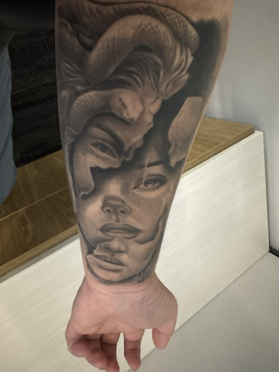 CTCG Minh_Wins tweet media