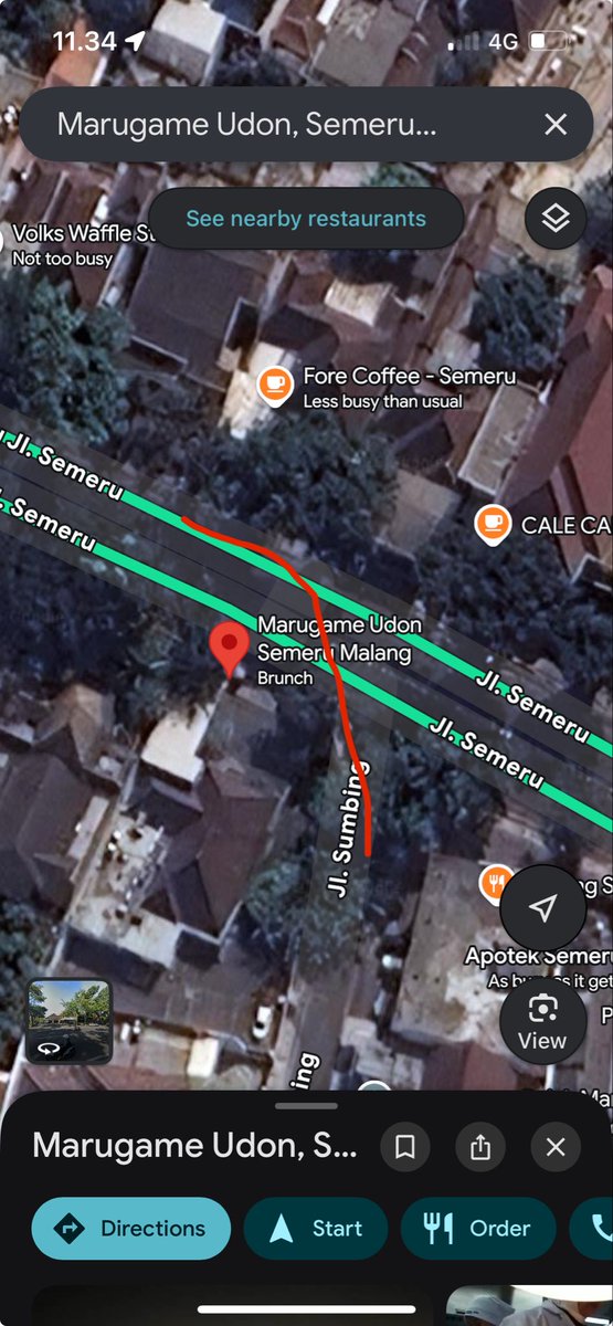 gebygf's tweet photo. ada apa ya dengan jalan depan marugame udon semeru ini? orang2 motong nya gak masuk akal dari semeru ke jl. sumbing, sudah bosan hidupkah? @infomalang https://t.co/b6QGx3AAfg