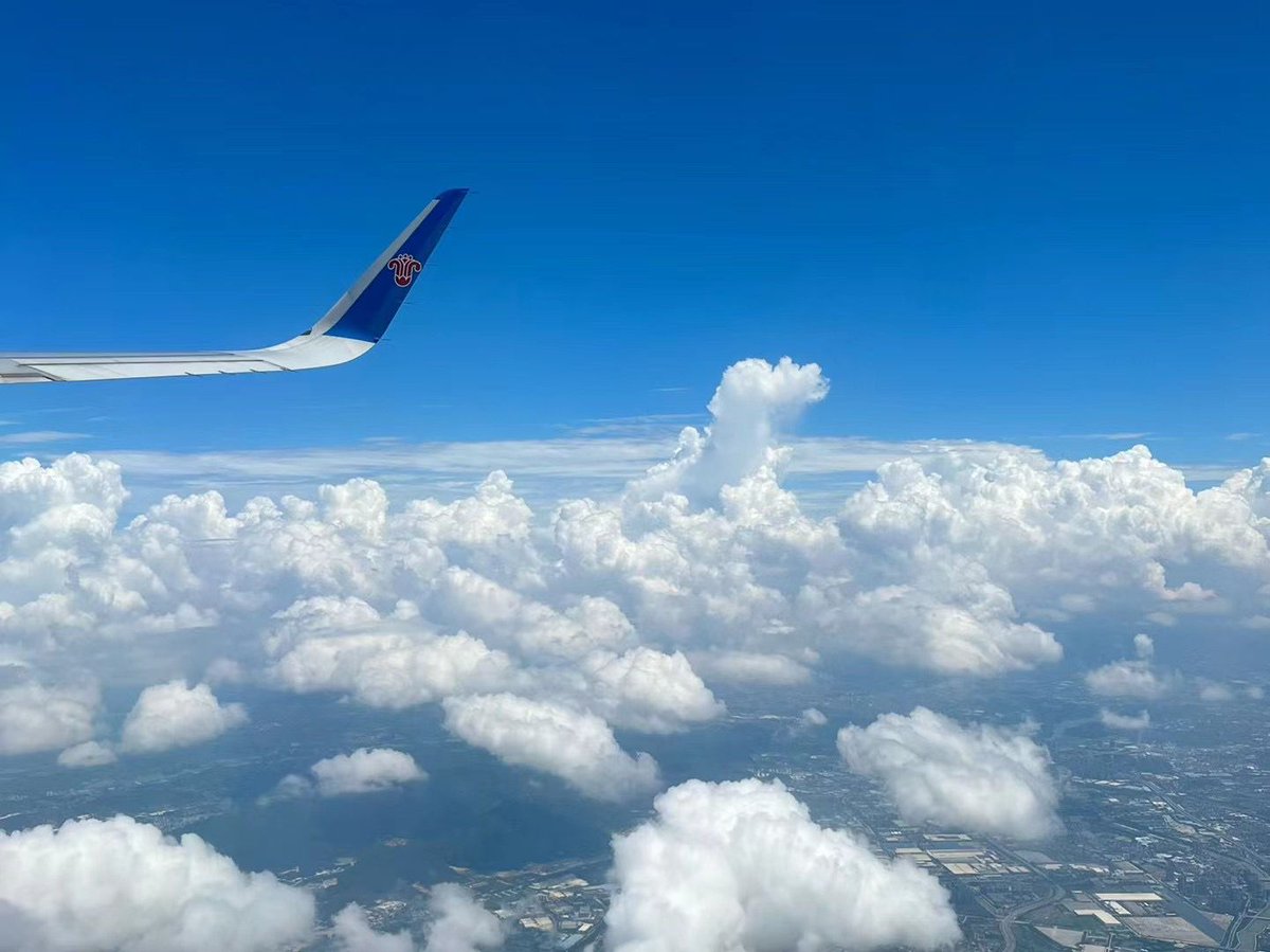 阳光明媚

@sktwogirl
@sktwolris
@sktworel
@sktwober https://t.co/sTPRPycOgE