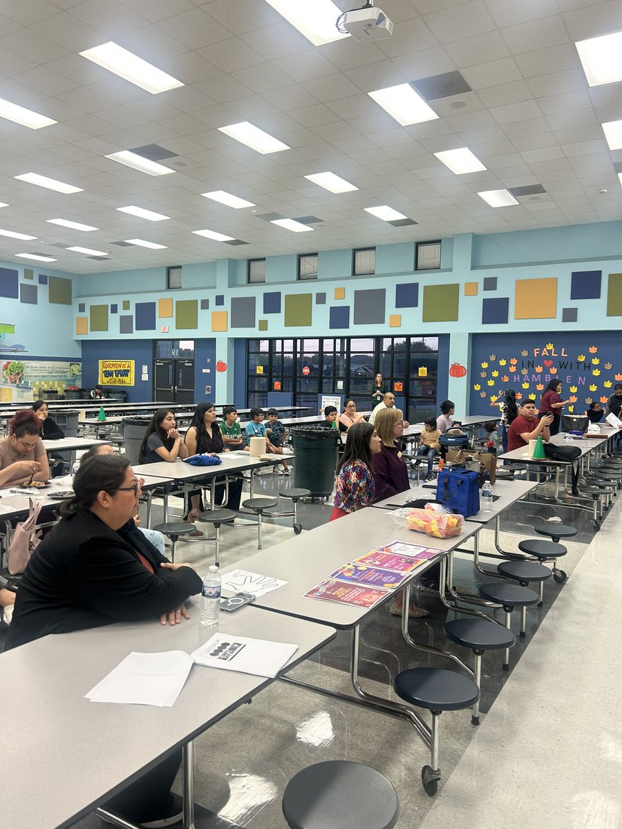 CISD_ML's tweet image. What a wonderful evening! Thank you to everyone who joined us for our Fall EB Night! We enjoyed a delicious spaghetti dinner while learning more about EB students,  CTE Pathways and much more!