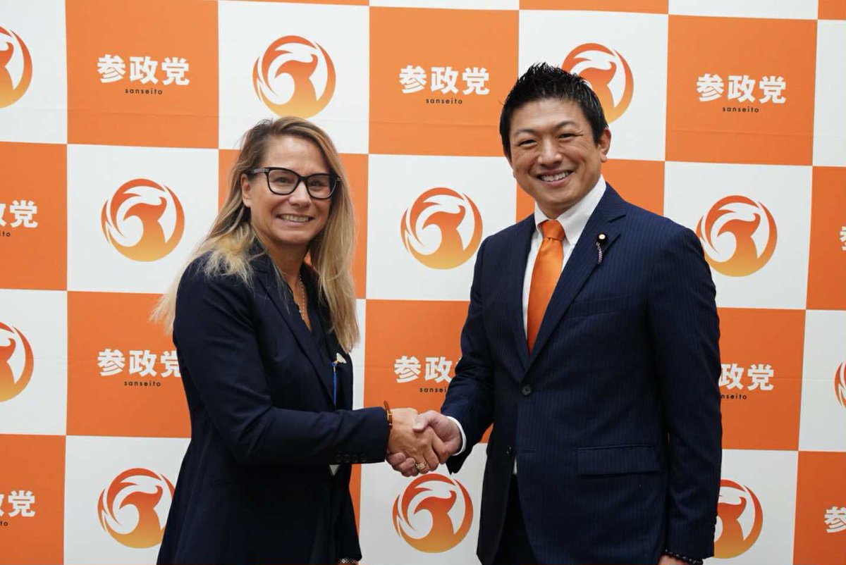 jinkamiya's tweet photo. フランスの国民連合の欧州議会議員であるヴィルジニー・ジョロン氏が来日され、意見交換にこられました。

国家の主権の大切さなど参政党と考えが近いと思っていただいています。
また意見交換していきたいと思います。 https://t.co/tPvy89rkcl