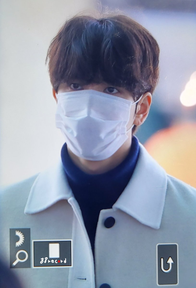 251107 출국 #YOUNGHOON #김영훈

빵자님 OOTD