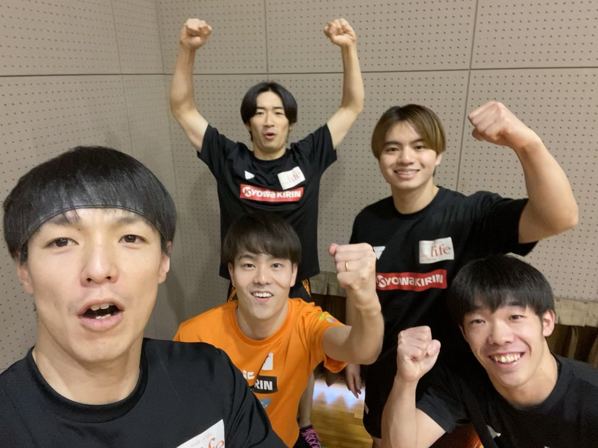 【いざアウェイマッチへ】
松平です。
先日のホームマッチでは沢山のご声援をいただきありがとうございました！
お陰様で苦しい戦いをものにすることができました！
また来場者数が前期よりも100名以上増え、嬉しい限りです🙌
来年のホームマッチも工夫を凝らしてより良い空間を目指していきます。