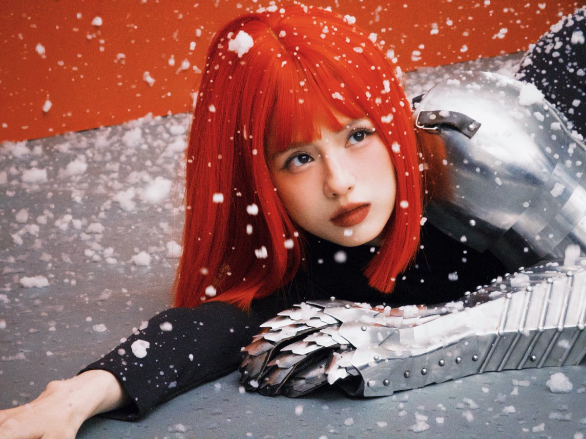 dramapotatoe's tweet image. #HeNan shares new photoshoot

More - weibo.com/1925062481/523…