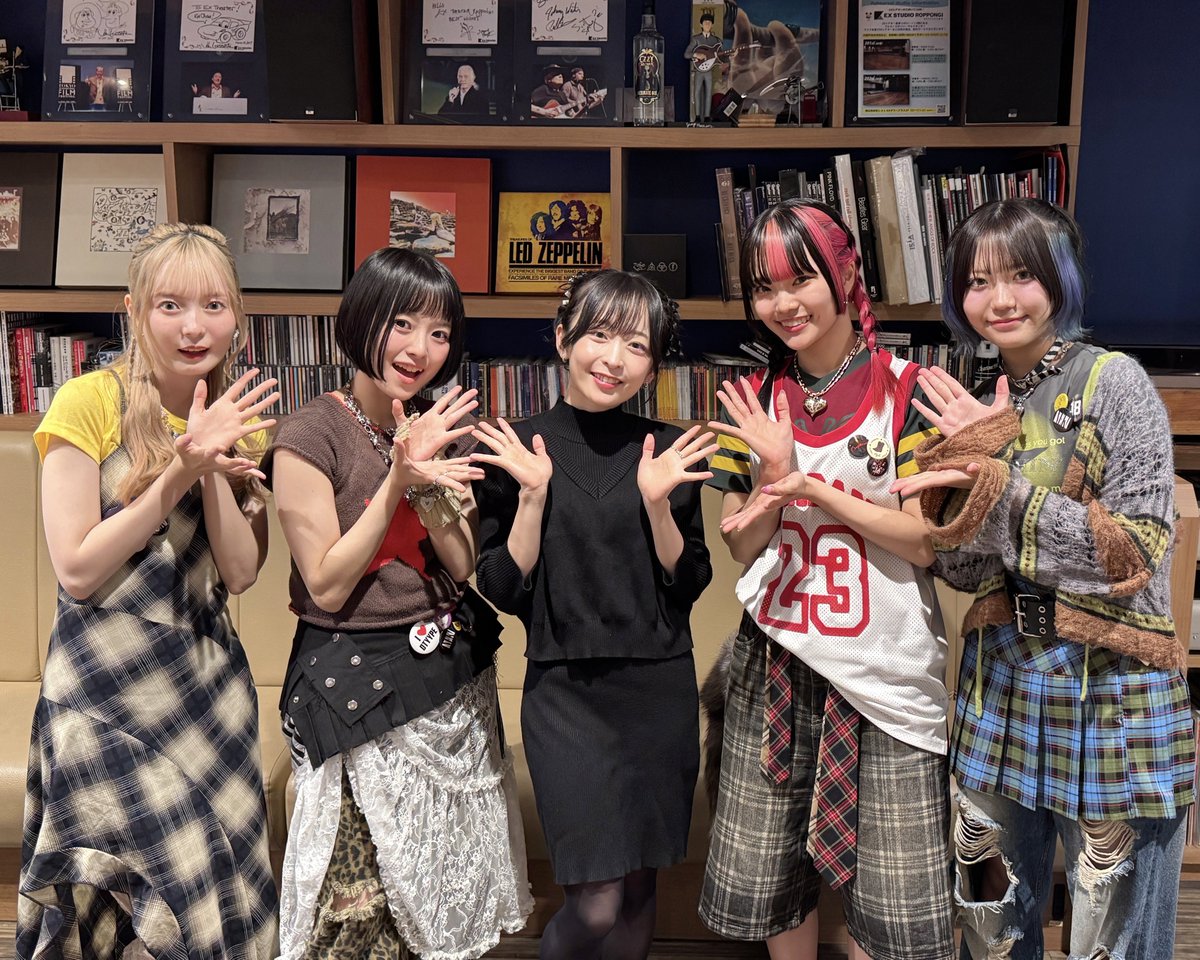 "リコメンズジャンクション"
EX THEATER ROPPONGI

#デラックスデラックス さん
<a href="/deradera0513/">デラックス×デラックス</a> 

#チョーキューメイ さん
<a href="/Cho_Q_May/">チョーキューメイ</a> 

#ロイヤルギャル さん
<a href="/royalgal_JP/">ロイヤルギャル</a> 

#大渕野々花 さん
<a href="/tiny_WildFlor/">大渕 野々花</a> 

ご一緒させていただきありがとうございました🫶✨

#NEKI #リコメンズ