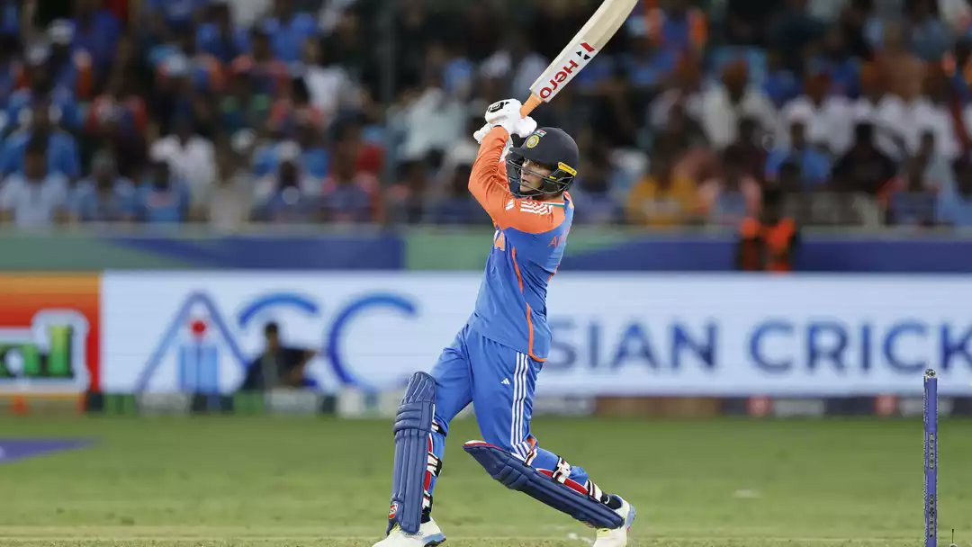 unknown_yjy's tweet photo. Power isn’t in muscle it’s rhythm. Abhishek Sharma proves it with bat swing. 💥🇮🇳
#AbhishekSharma #BatSwing #PureTiming #IndianCricket #CricketArt #EffortlessPower #T20Star #CricketVibes #RhythmOverMuscle #CricketLovers #TeamIndia https://t.co/1s5SOTF8qM