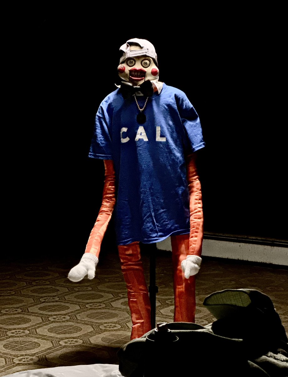 visguard_'s tweet image. I can’t leave this place