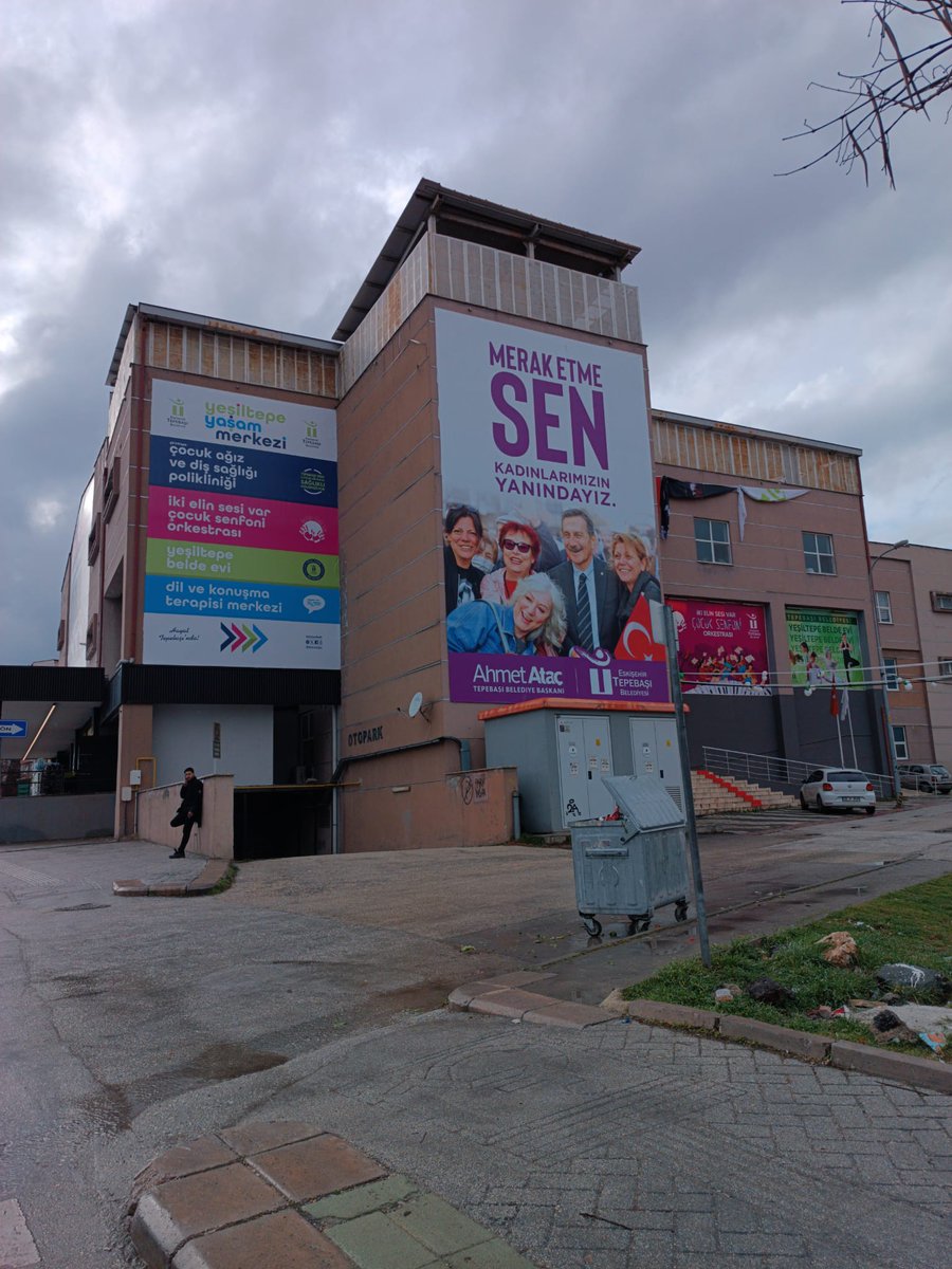 Sayıştay Başkanlığına bağlı denetim uzmanlarının,<a href="/tepebasibeltr/">Tepebaşı Belediyesi</a>  2024 yılı mali dönemi ait tespit ettikleri usule aykırı harcamalar kamuoyunda şok etkisi uyandırdı.
2024 yılının uzantısı olarak geçmiş dönemlerde yapılan ihaleleri inceleme altına alan müfettişler;akıllara