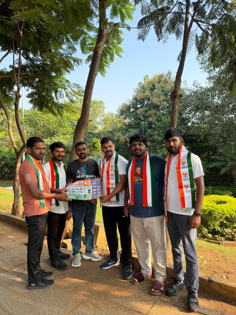 aravind_jairaj's tweet image. Morning walk campaign at Krishna kanth Park, jublihills. #votefornaveenyadav #congress #JubileeHillsByElection