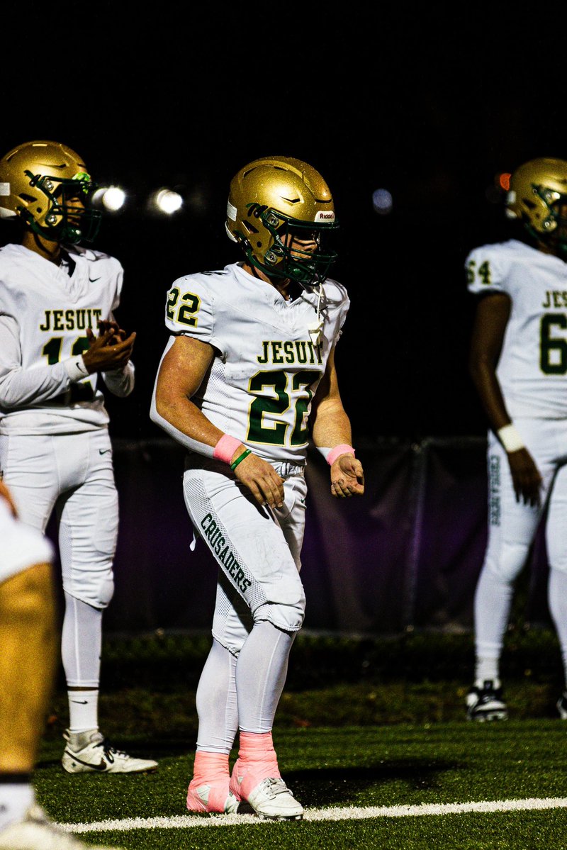 Blessed to be named 1st Team All Metro League Running Back! 
<a href="/AndrewNemec/">Andrew Nemec</a> <a href="/JordanJ_/">Jordan Johnson</a> <a href="/BrandonHuffman/">Brandon Huffman</a> <a href="/NickFarman55/">Nick Farman M.S.</a> <a href="/ChadSimmons_/">ChadSimmons</a> <a href="/jhspdxfootball/">Jesuit Crusader Football</a>